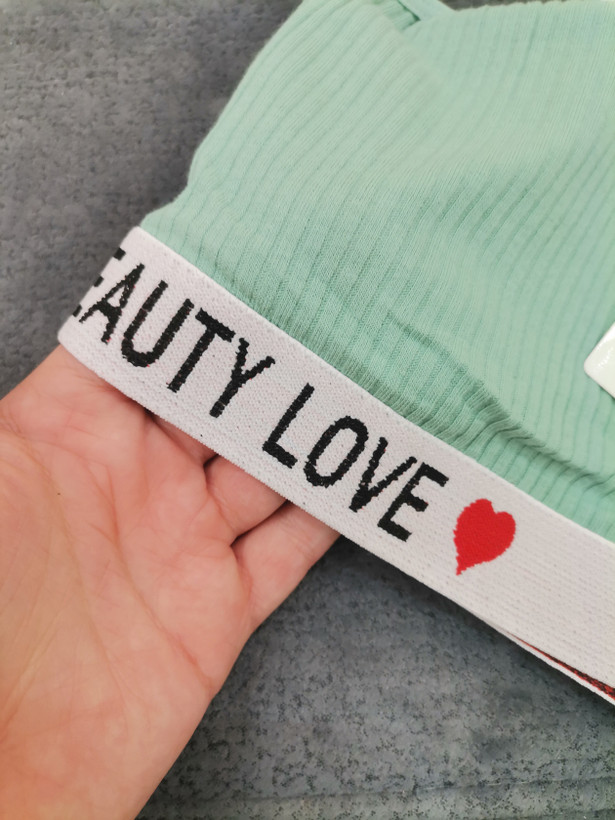 ست نیمتنه و شورت کبریتی پاستیلی دخترانه تینیجری مدل beauty love