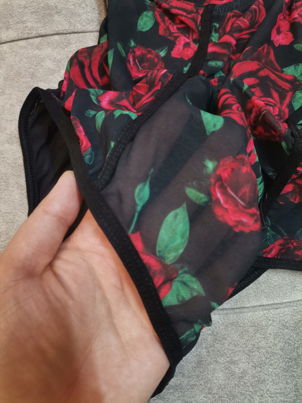 بادی زنانه فانتزی فنردار مدل گل سرخ