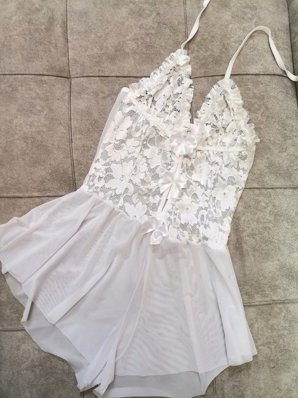 بادی رامپر یکسره سرهمی فانتزی زنانه تور گیپور مدل بند گره ای فریسایز لارج تکسایز 38تا42