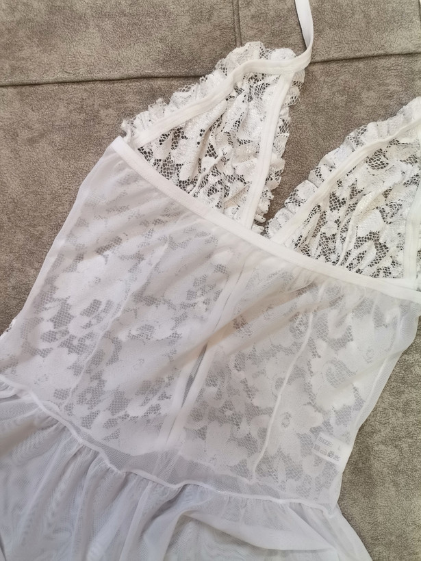 بادی رامپر یکسره سرهمی فانتزی زنانه تور گیپور مدل بند گره ای فریسایز لارج تکسایز 38تا42