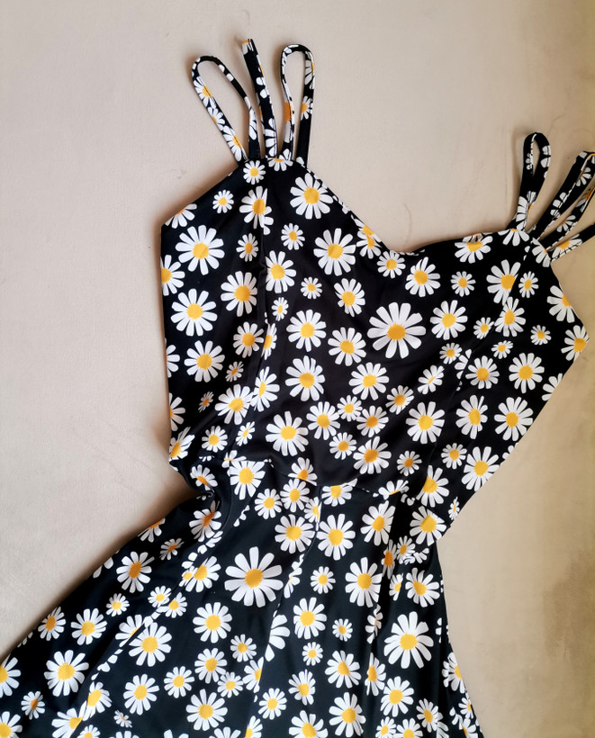 لباس خواب گل بابونه مدل پیراهن کوتاه راحتی سه بنده زنانه دخترانه - پارچه نرم فلامنت چاپی فریسایز 38تا42