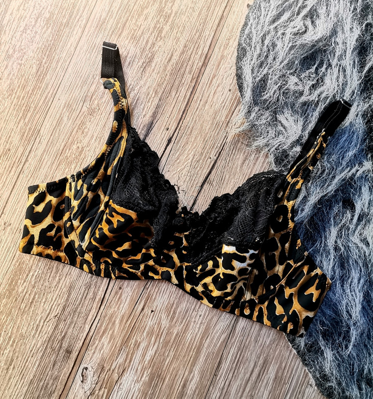 سوتین فنردار تک زنانه bella donna بلادونا مدل بغل گنی مینی مایزر - جعبه دار - سایز 75-90 گیپور و میکرو