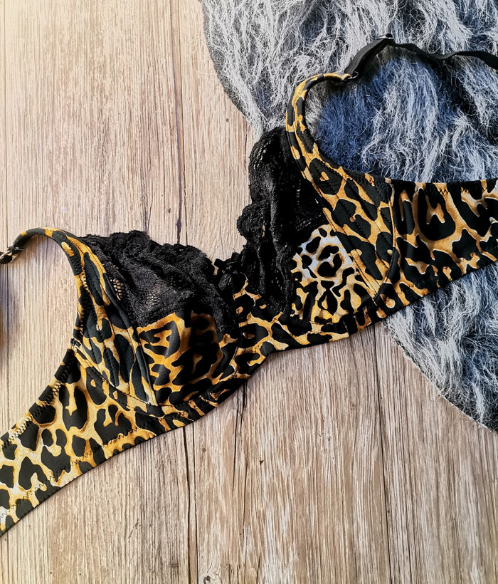 سوتین فنردار تک زنانه bella donna بلادونا مدل بغل گنی مینی مایزر - جعبه دار - سایز 75-90 گیپور و میکرو