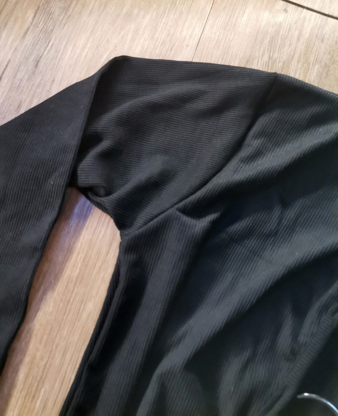 سرهمی اورال آستین بلند کبریتی زنانه فانتزی مدل ماری یکسره یقه 3سانت فریسایز 40-42 به 44جذب فیت ، حلقه فلزی ضدحساسیت زیپ مخفی