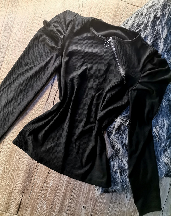 بلوز کبریتی لانگ اسلیو زنانه دخترانه مدل زیپی سرشانه پلیسه فریسایز 40تا44ریز