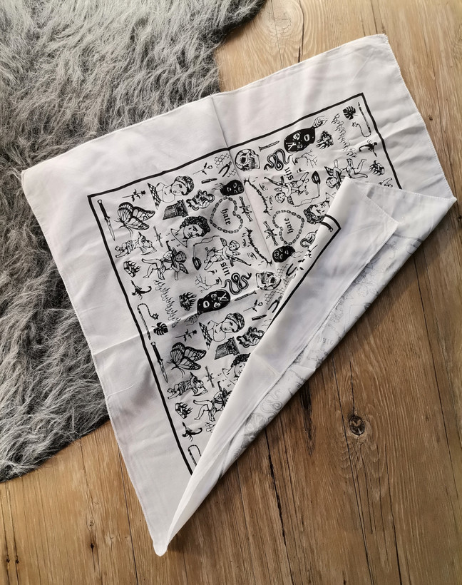 دستمال سر مدل باندا نخی زنانه مردانه طرح استیکری ابعاد 55×55