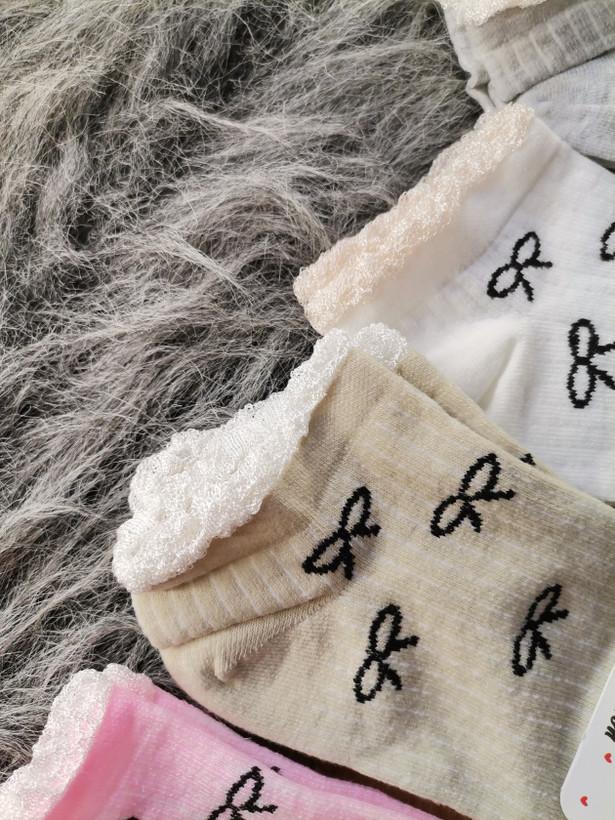 جوراب مچی زنانه دخترانه عروسکی لبه چین چینی فریسایز 35تا41ریز